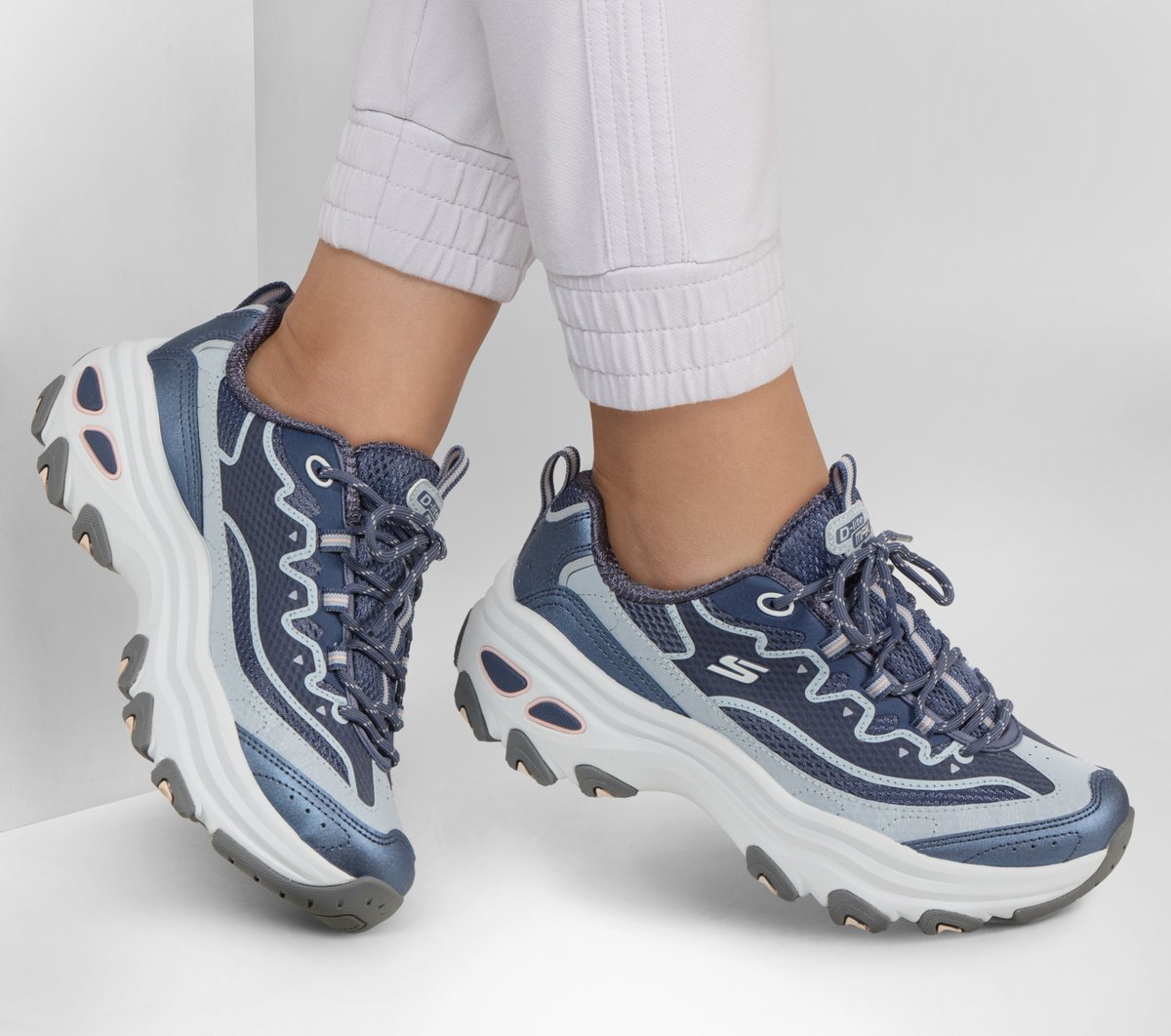Skechers D'Lite Max